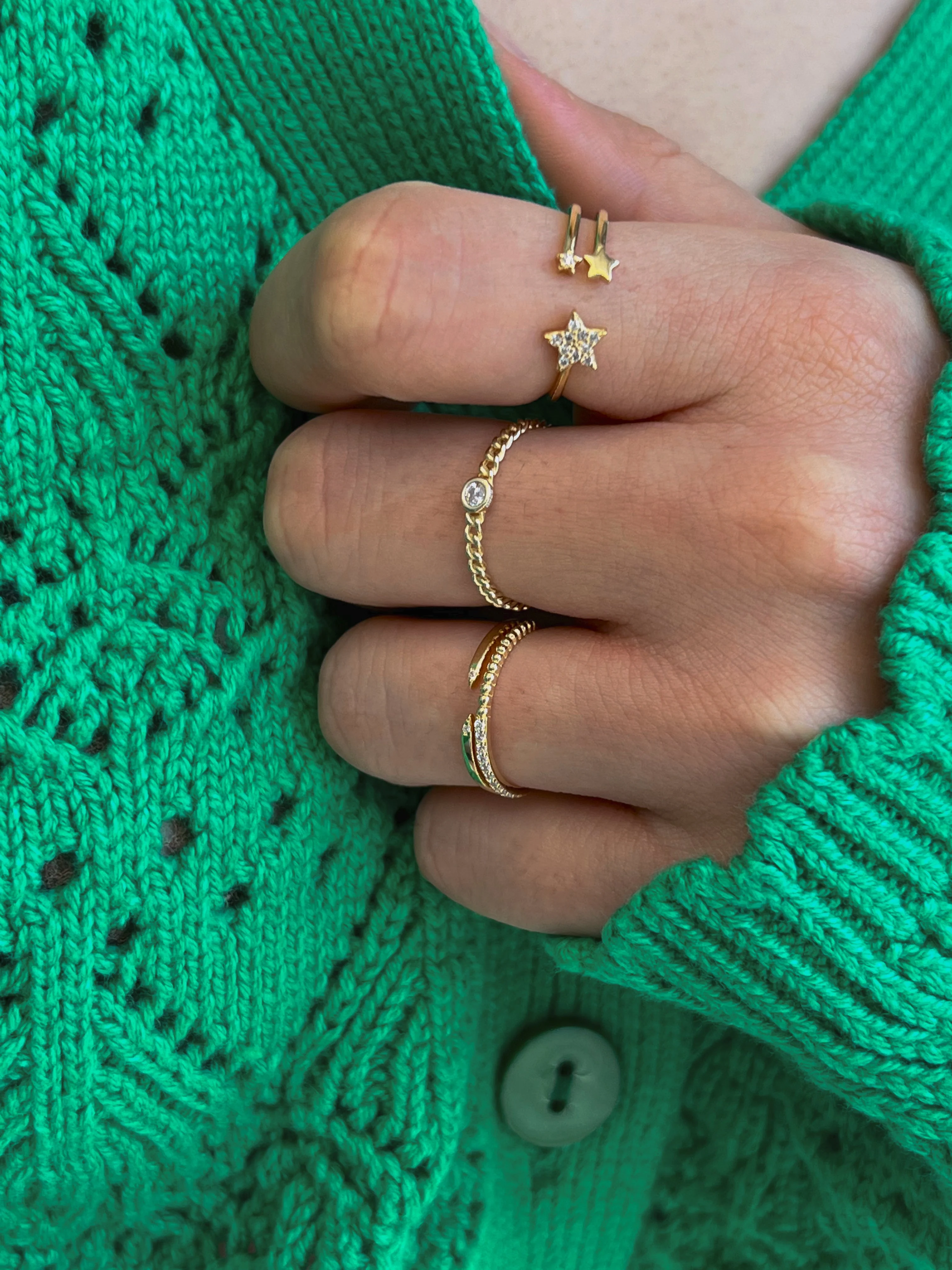 Dainty Chain Ring - Image 3