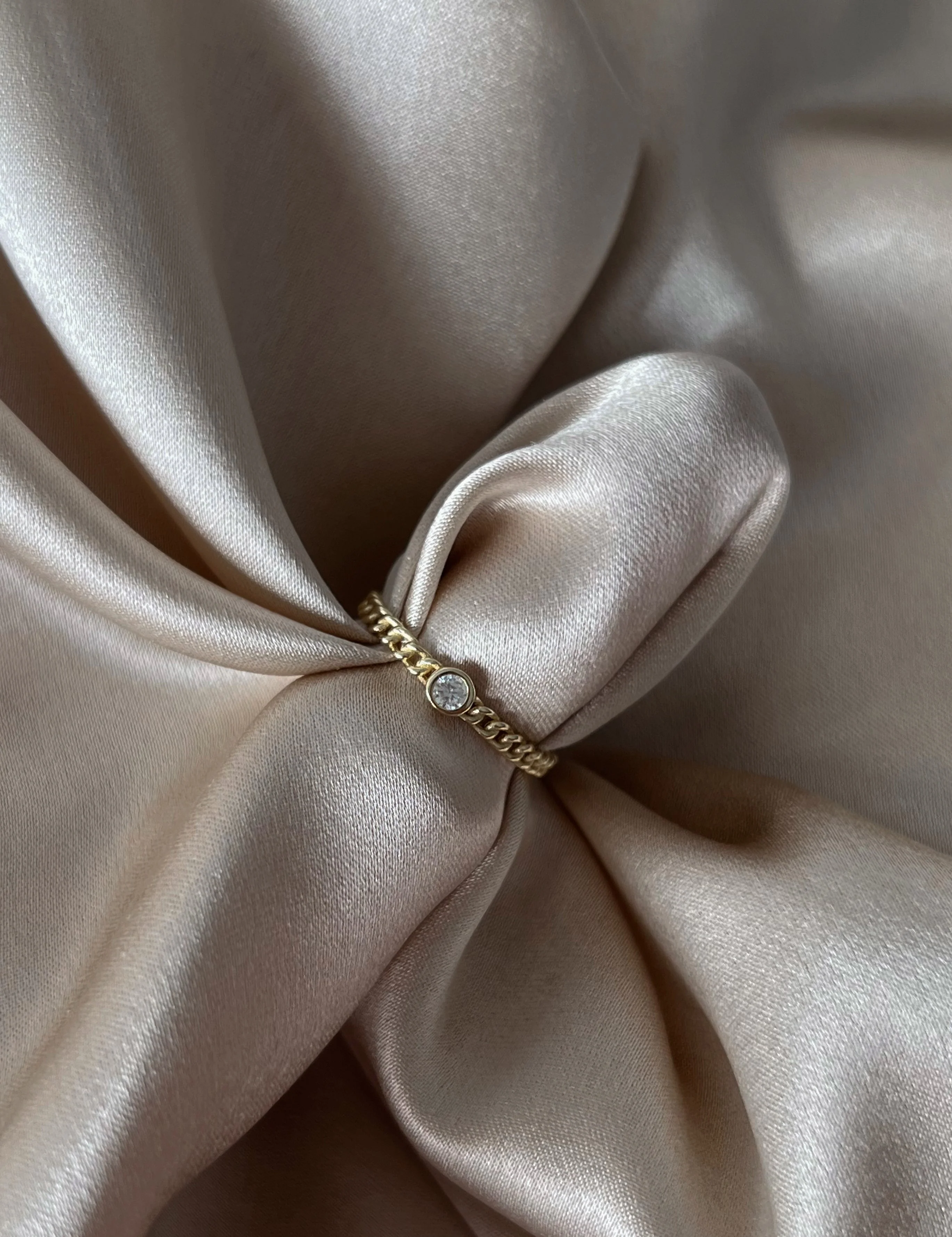 Dainty Chain Ring - Image 6
